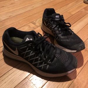 Nike Sneakers Size 9